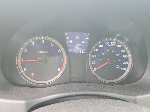 2014 HYUNDAI ACCENT