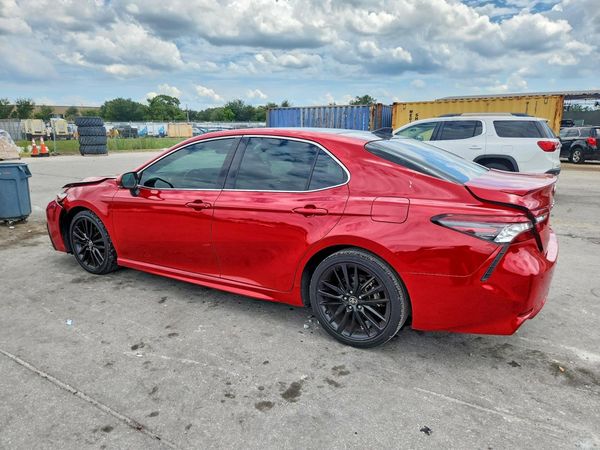 2022 TOYOTA CAMRY