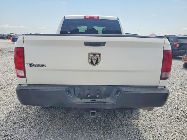 2018 RAM 1500 ST