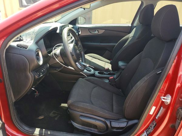 2020 KIA FORTE FE, LXS — DENT