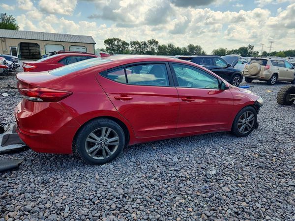 2018 HYUNDAI ELANTRA
