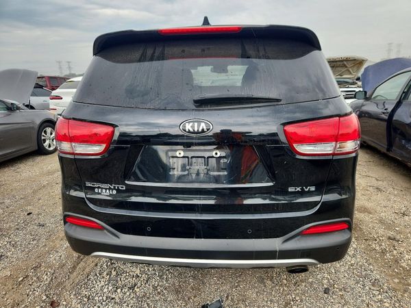 2017 KIA SORENTO EX