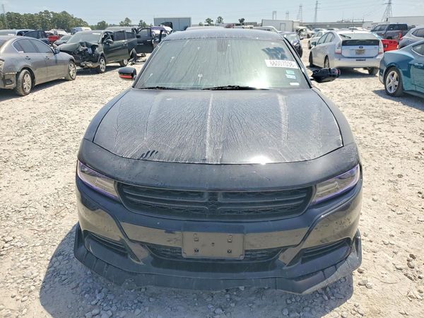 2017 DODGE CHARGER SE