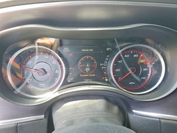 2017 DODGE CHARGER SE