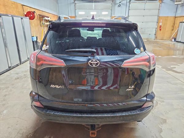 2017 TOYOTA RAV4 LE