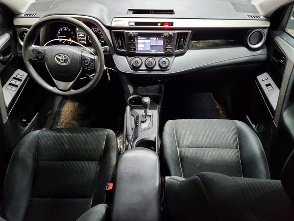 2017 TOYOTA RAV4 LE