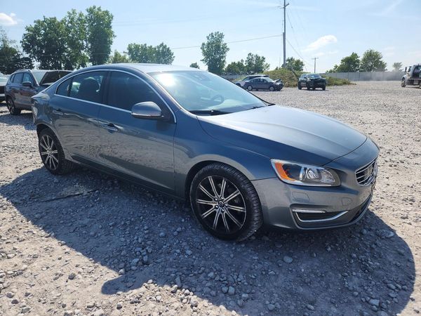 2017 VOLVO S60