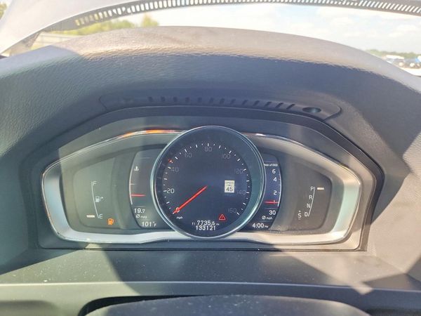 2017 VOLVO S60