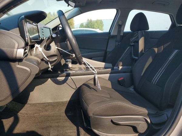2022 HYUNDAI ELANTRA
