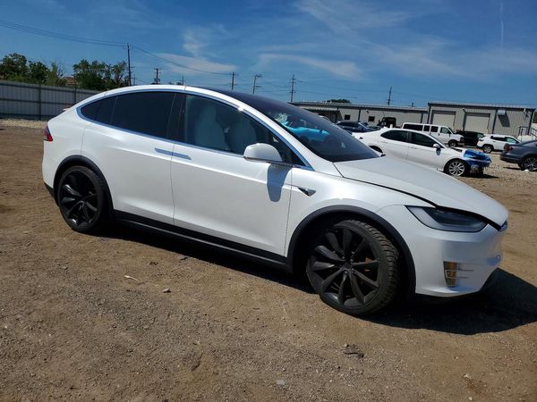 2020 TESLA MODEL X