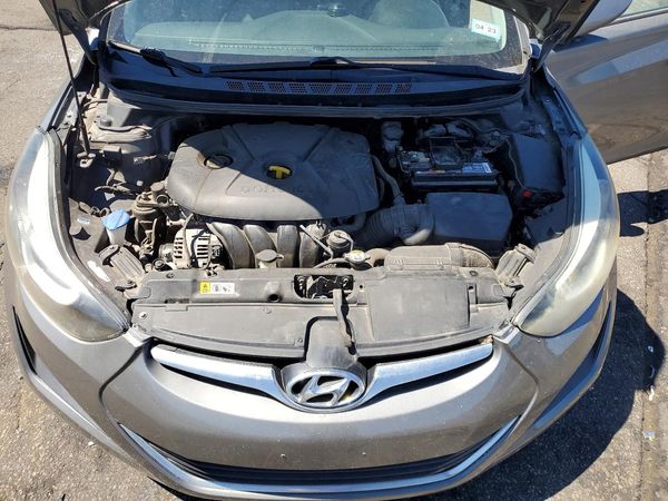 2014 HYUNDAI ELANTRA