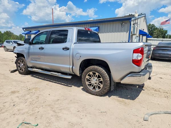 2016 TOYOTA TUNDRA SR5