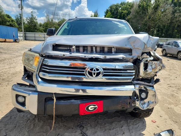 2016 TOYOTA TUNDRA SR5