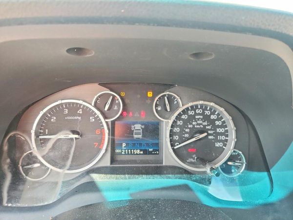 2016 TOYOTA TUNDRA SR5