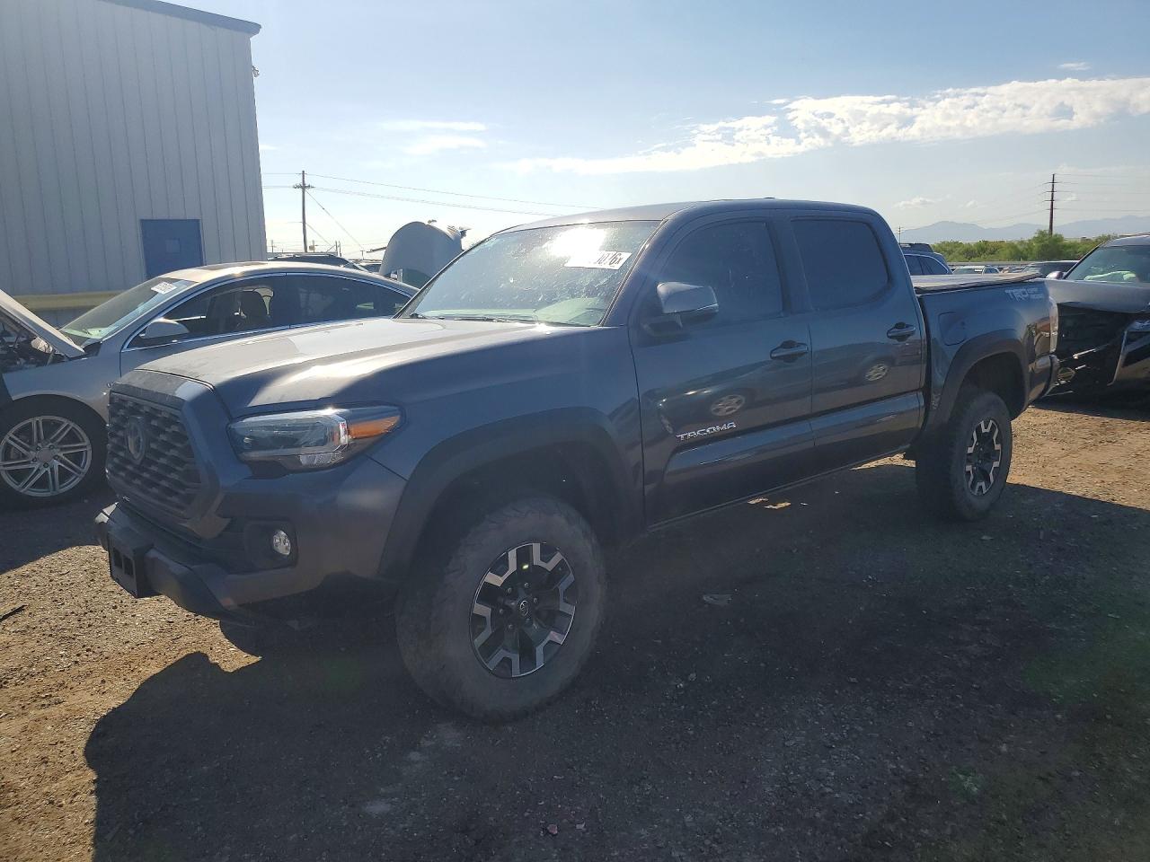 2022 TOYOTA TACOMA SR5