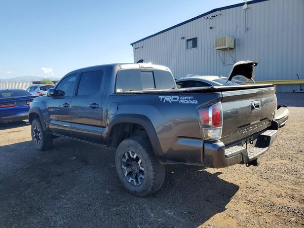 2022 TOYOTA TACOMA SR5