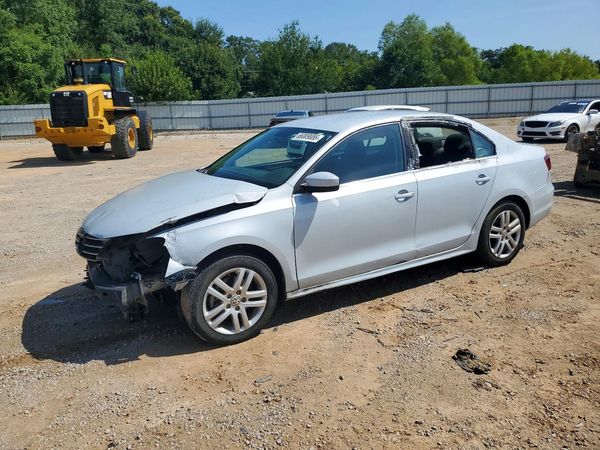 2017 VOLKSWAGEN JETTA