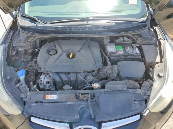 2016 HYUNDAI ELANTRA