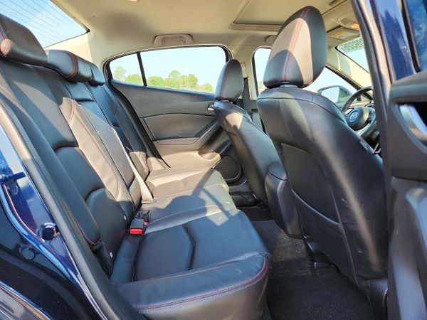 2015 MAZDA 3