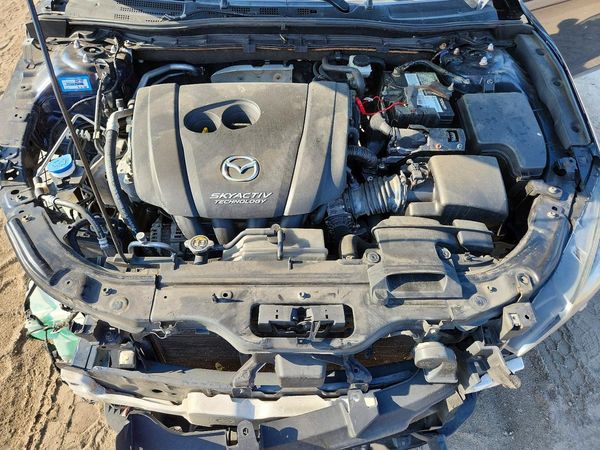 2015 MAZDA 3