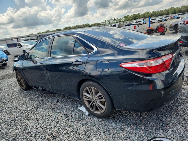 2015 TOYOTA CAMRY