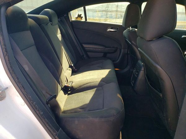 2016 DODGE CHARGER SE