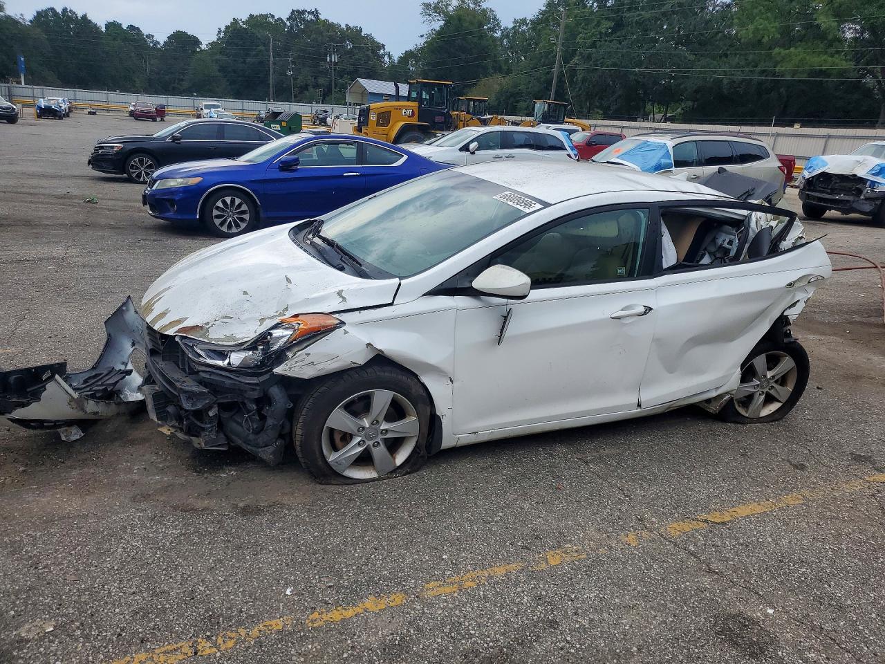 2013 HYUNDAI ELANTRA