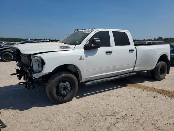 2026 RAM 3500 — DSFA — Front 3/4
