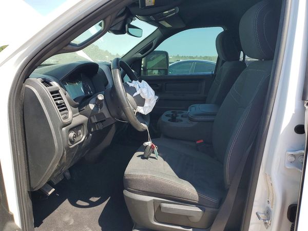 2026 RAM 3500 Tradesman — DENT