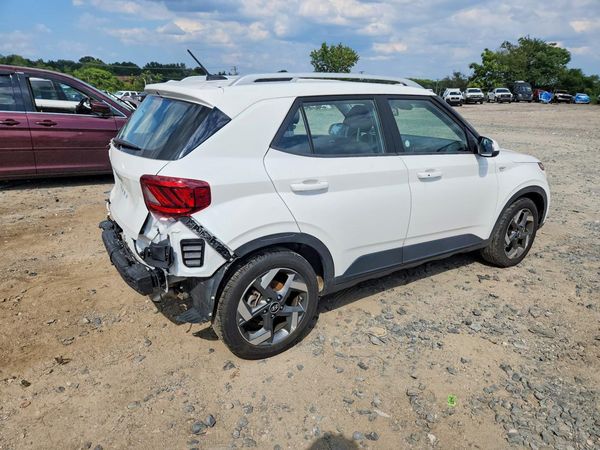 2025 HYUNDAI VENUE SEL, Limited
