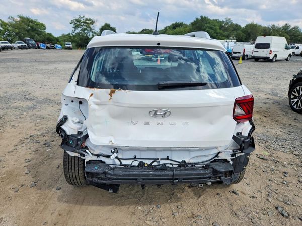 2025 HYUNDAI VENUE SEL, Limited
