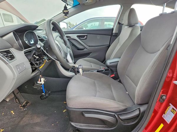 2016 HYUNDAI ELANTRA