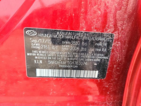 2016 HYUNDAI ELANTRA