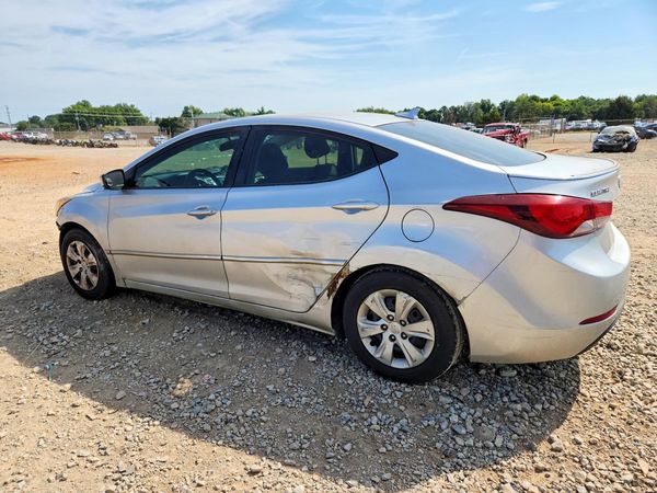 2016 HYUNDAI ELANTRA