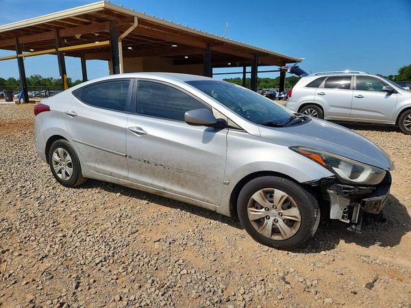 2016 HYUNDAI ELANTRA