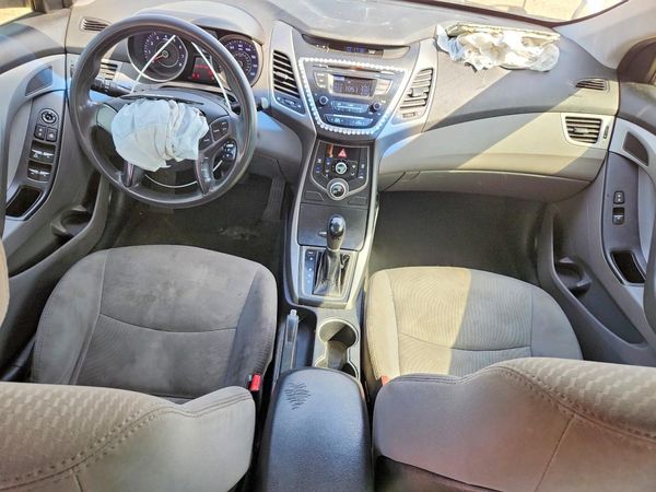 2016 HYUNDAI ELANTRA