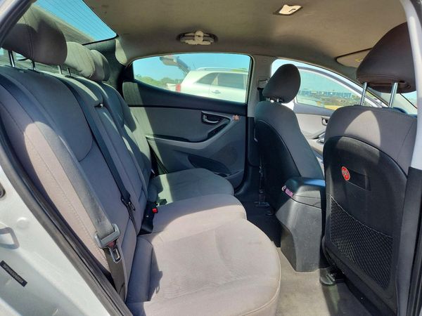 2016 HYUNDAI ELANTRA