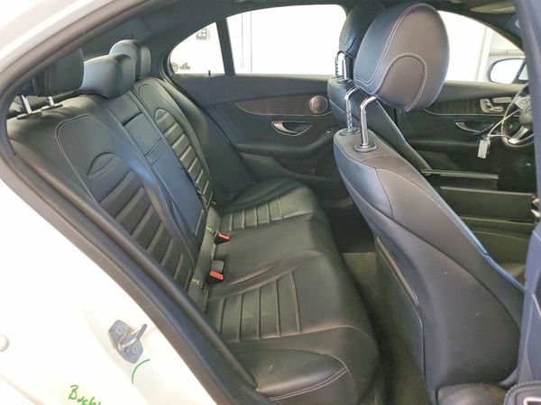 2016 MERCEDES-BENZ C C300-4M