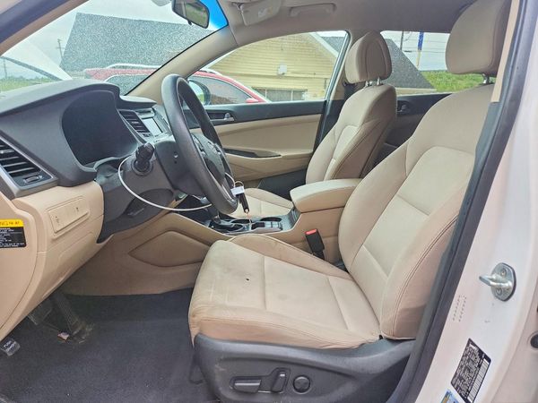 2017 HYUNDAI TUCSON