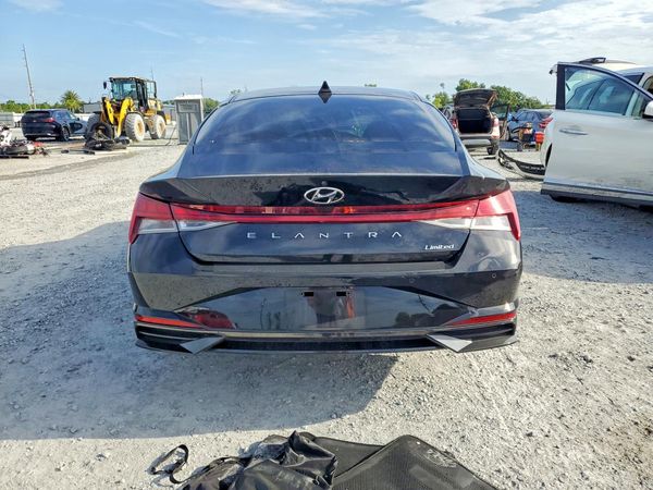 2022 HYUNDAI ELANTRA Limited — DIRR