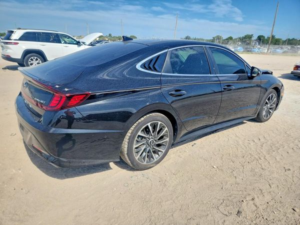 2022 HYUNDAI SONATA Limited