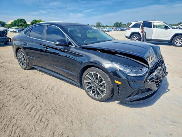 2022 HYUNDAI SONATA Limited