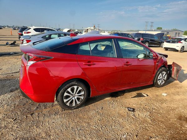 2017 TOYOTA PRIUS