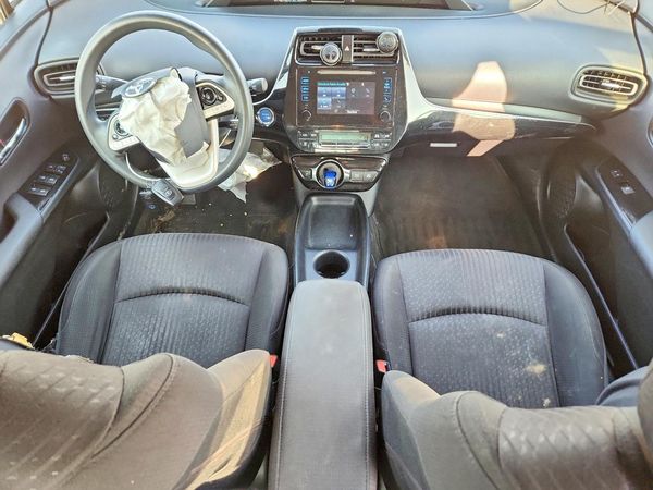 2017 TOYOTA PRIUS