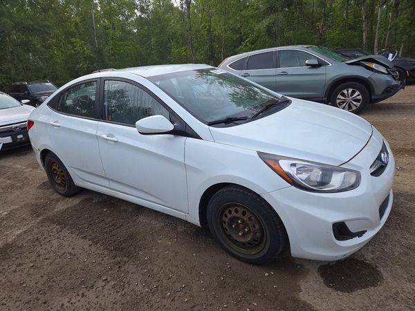 2013 HYUNDAI ACCENT GLS, GS