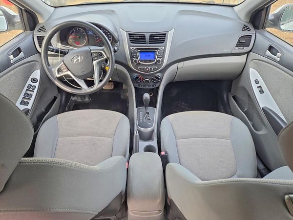 2013 HYUNDAI ACCENT GLS, GS