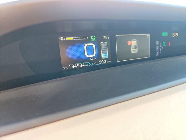 2016 TOYOTA PRIUS One/Two