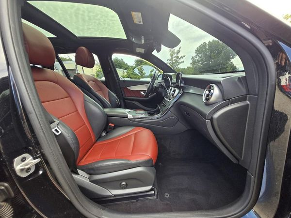 2022 MERCEDES-BENZ GLC GLC300 4MATIC