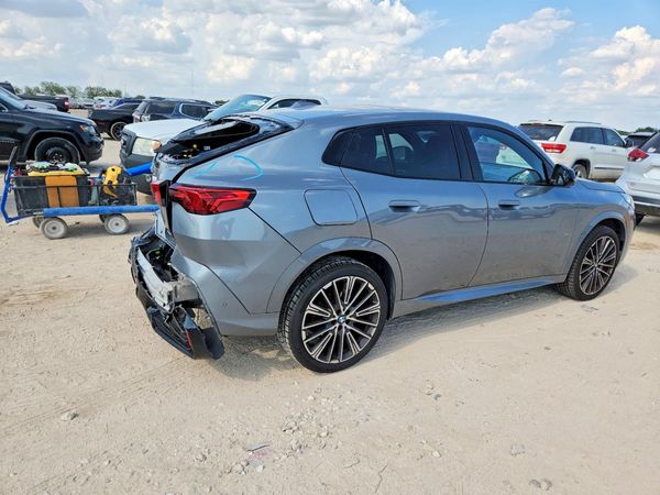 2025 BMW X2 xDrive28i