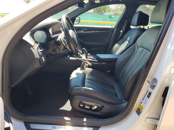 2019 BMW 530XE